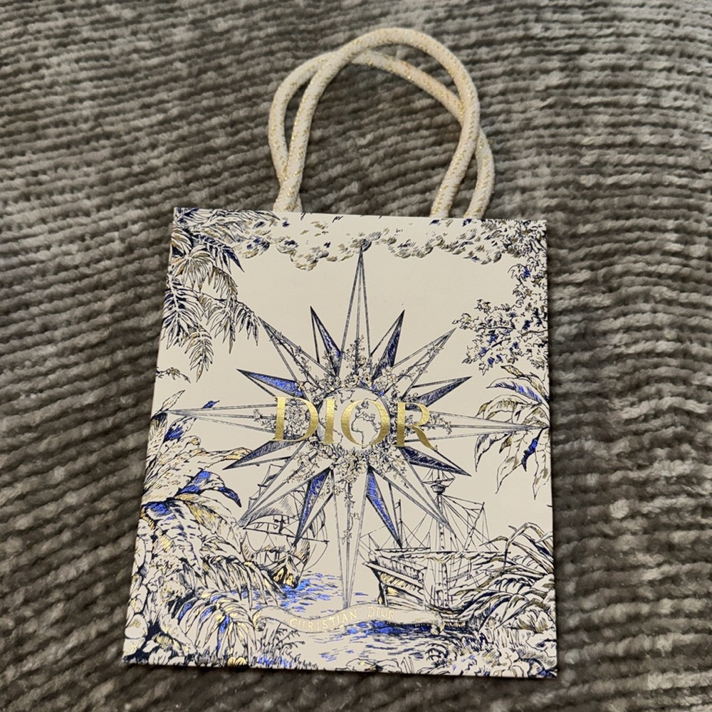 Dior Gold earring - Picture 3 of 10